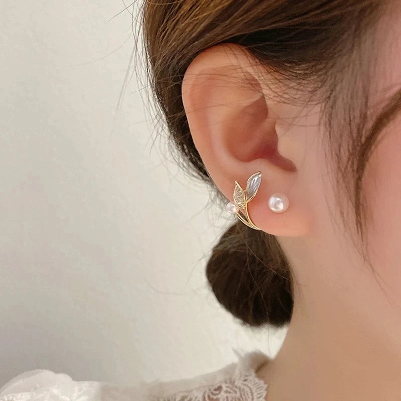 Korean Vintage Pearl Crystal Earrings